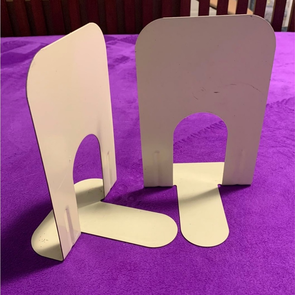 Metal Bookends (2)
